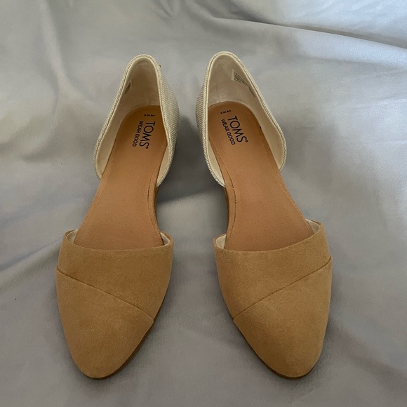 TOMS Women's Beige Suede Flats - Picture 2 of 6